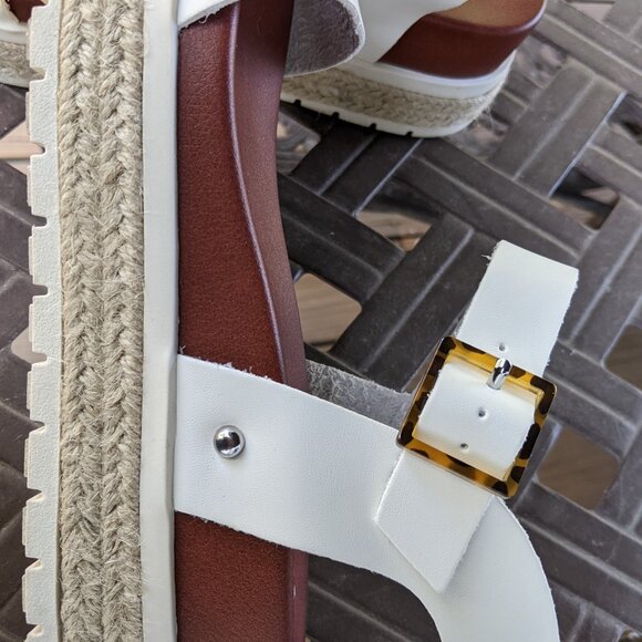 MIA  Size 8  White Sandals - Espadrille - Picture 3 of 7
